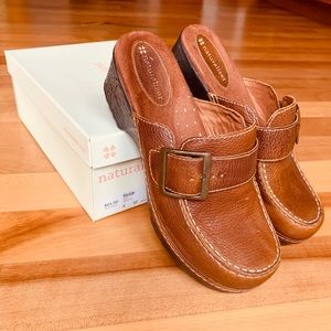 NWB! Naturalizer Clog - Saddle Tan